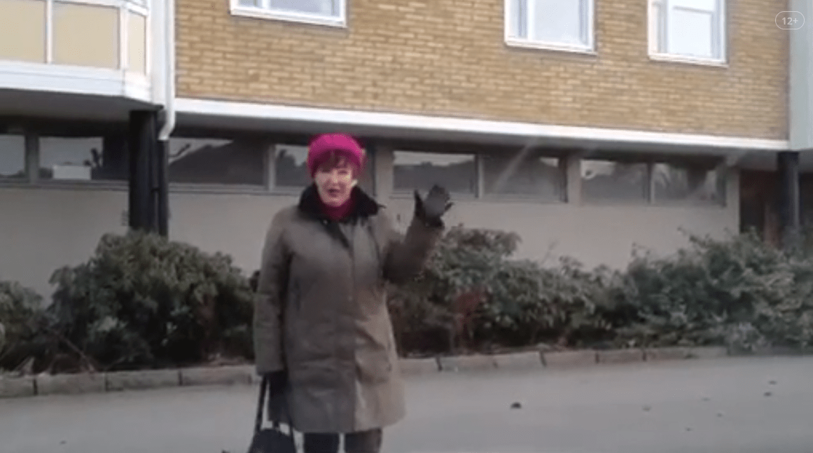 Кимкина бабушка, Юлькина мама
